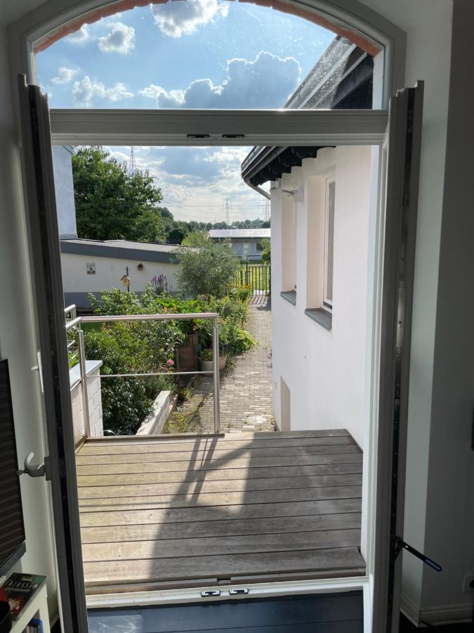 Apartamento Denkmalgeschuetztes Schmuckstueck Düsseldorf Exterior foto
